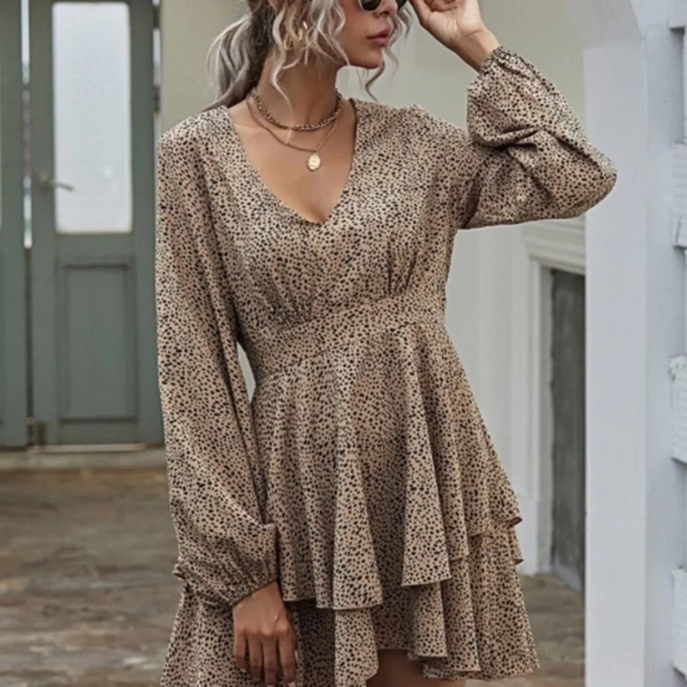 Leopard Print v neck Print Tiered Layered Dress - Picture 3 of 6